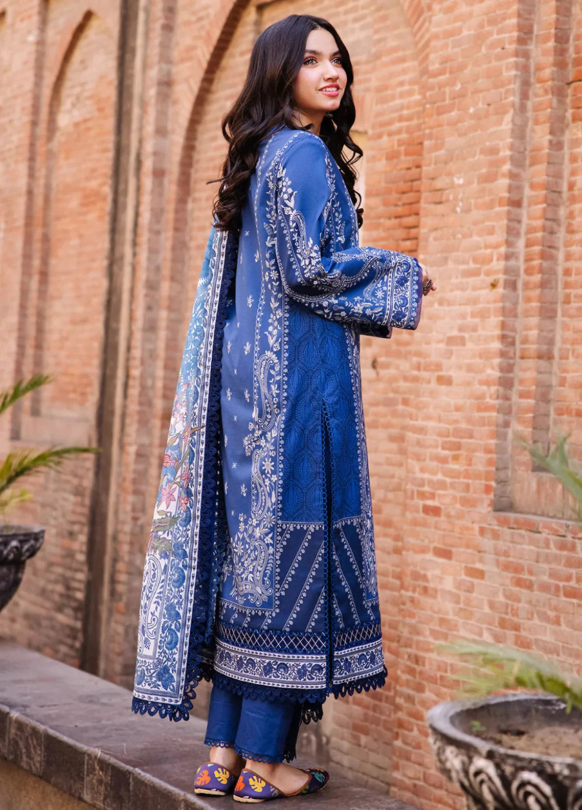 Asim Jofa Printed Lawn Suit
